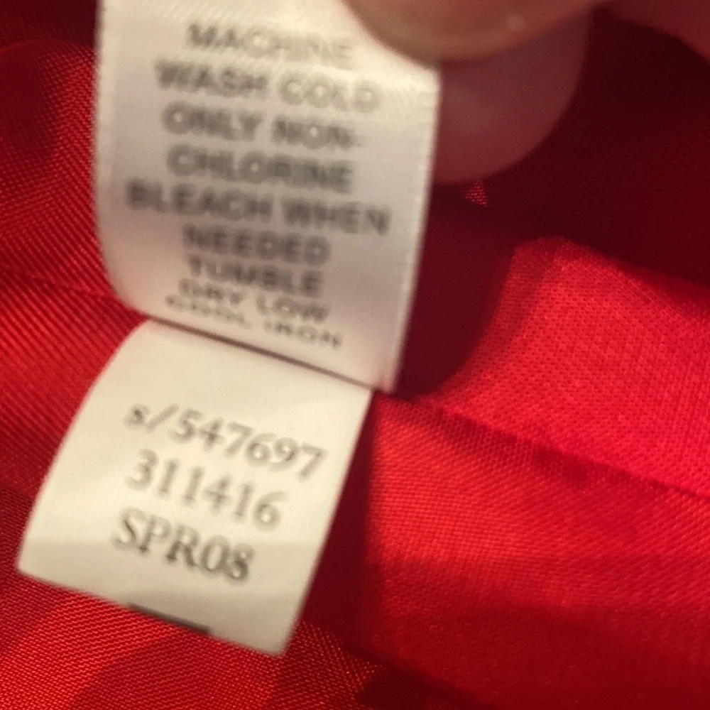 Banana republic red jacket, size small, 100% cotton. Lining is 100% acetate.